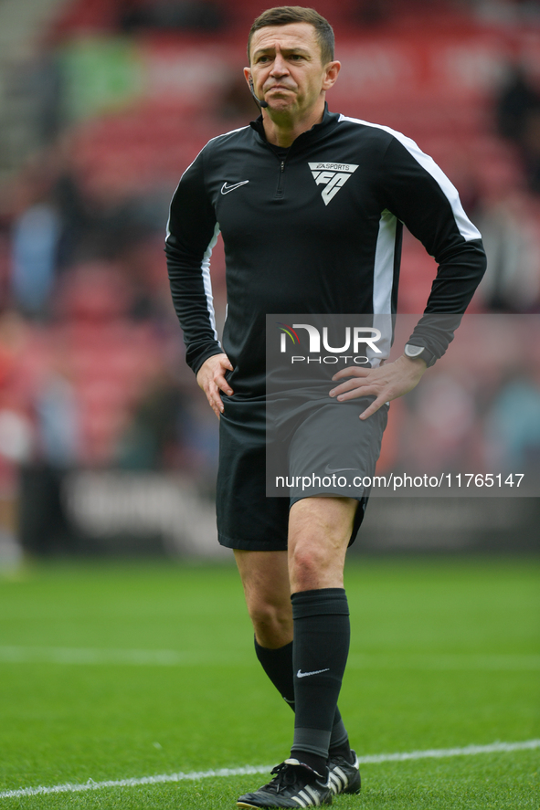 Premier League Referee Tony Harrington officiates during the Sky Bet Championship match between Middlesbrough and Luton Town at the Riversid...