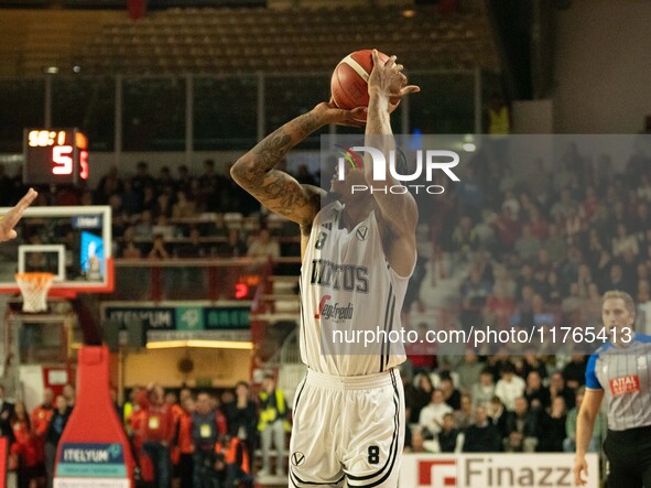 Will Clyburn of Virtus Bologna plays during the LBA Italy Championship match between Openjobmetis Varese and Virtus Bologna in Varese, Italy...