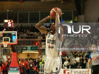 Will Clyburn of Virtus Bologna plays during the LBA Italy Championship match between Openjobmetis Varese and Virtus Bologna in Varese, Italy...