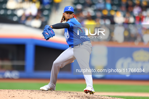 Los Tigres del Licey pitcher Felix Cepeda #79 throws during the sixth inning of a baseball game against Las Aguilas Cibaenas at Citi Field i...