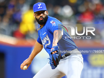 Los Tigres del Licey pitcher Jean Carlos Mejia #40 throws during the ninth inning of a baseball game against Las Aguilas Cibaenas at Citi Fi...