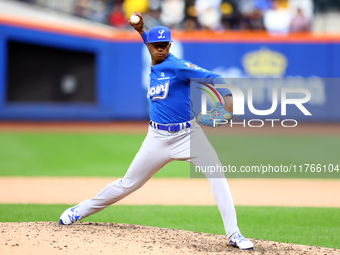 Los Tigres del Licey pitcher Misael Tamarez #67 throws during the seventh inning of a baseball game against Las Aguilas Cibaenas at Citi Fie...