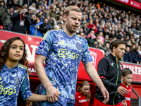 AFC Ajax Amsterdam midfielder Davy Klaassen plays during the match between Twente and Ajax at the Grolsch Veste stadium for the Dutch Erediv...