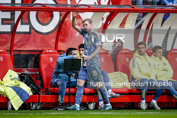 AFC Ajax Amsterdam midfielder Davy Klaassen plays during the match between Twente and Ajax at the Grolsch Veste stadium for the Dutch Erediv...