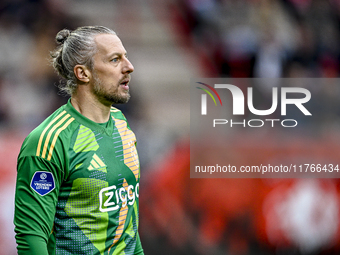 AFC Ajax Amsterdam goalkeeper Remko Pasveer plays during the match between Twente and Ajax at the Grolsch Veste stadium for the Dutch Erediv...