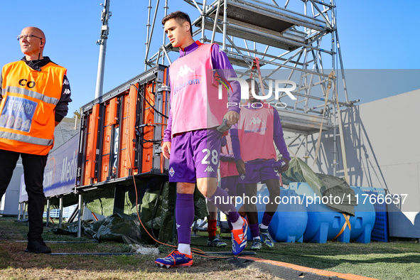 Lucas Martinez Quarta enters the field during the Italian Serie A football match between Fiorentina and Hellas Verona in Florence, Italy, on...