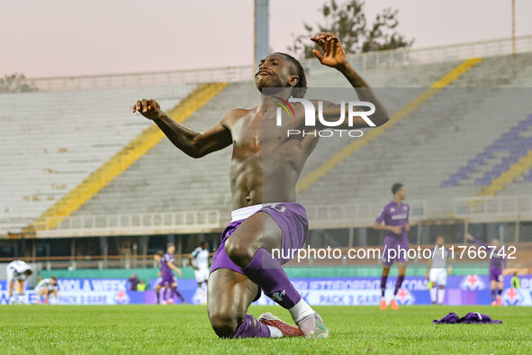 Moise Kean of Fiorentina celebrates after scoring his team's goal during the Italian Serie A football match between Fiorentina and Hellas Ve...