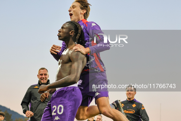 Moise Kean of Fiorentina celebrates after scoring his team's goal during the Italian Serie A football match between Fiorentina and Hellas Ve...