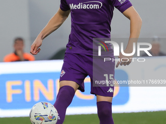 Pietro Comuzzo of ACF Fiorentina controls the ball during the Italian Serie A football match between ACF Fiorentina and Hellas Verona FC ,on...