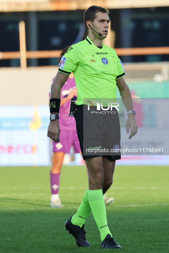 Referee Luca Zufferli during the Italian Serie A football match between ACF Fiorentina and Hellas Verona FC ,on November 10 , 2024 at the Ar...