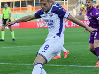 Darko Lazovic of Hellas Verona FC controls the ball during  the Italian Serie A football match between ACF Fiorentina and Hellas Verona FC ,...