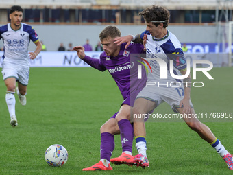 Lucas Beltran of ACF Fiorentina and Domagoj Bradaric of Hellas Verona FC ,battle for the ball during the Italian Serie A football match betw...