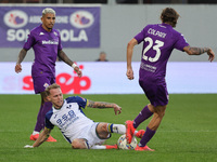 Andrea Colpani of ACF Fiorentina and Ondrej Duda of Hellas Verona FC ,battle for the ball during the Italian Serie A football match between...