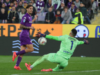 Andrea Colpani of ACF Fiorentina and Lorenzo Montipo of Hellas Verona FC ,battle for the ball during the Italian Serie A football match betw...