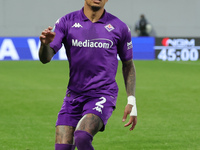 Domilson Cordeiro Dos Santos Dodo of ACF Fiorentina controls the ball during the Italian Serie A football match between ACF Fiorentina and H...