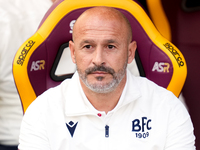 Vincenzo Italiano head coach of Bologna FC looks on during the Serie A Enilive match between AS Roma and Bologna FC at Stadio Olimpico on No...