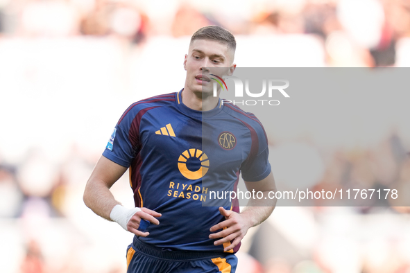 Artem Dovbyk of AS Roma looks on during the Serie A Enilive match between AS Roma and Bologna FC at Stadio Olimpico on November 10, 2024 in...