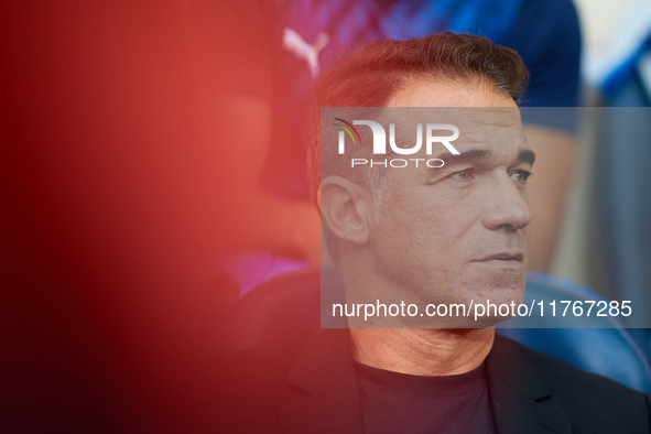 Luis Garcia Plaza, head coach of Deportivo Alaves, looks on prior to the LaLiga EA Sports match between Villarreal CF and Deportivo Alaves a...