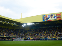 Teams observe a minute's silence for the victims of the Valencia floodings prior to the LaLiga EA Sports match between Villarreal CF and Dep...