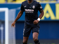 Logan Evans Costa of Villarreal CF is in action during the LaLiga EA Sports match between Villarreal CF and Deportivo Alaves at Estadio de l...