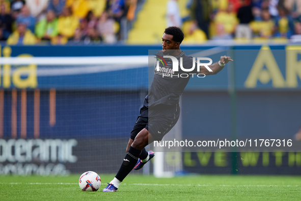 Logan Evans Costa of Villarreal CF is in action during the LaLiga EA Sports match between Villarreal CF and Deportivo Alaves at Estadio de l...