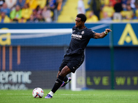 Logan Evans Costa of Villarreal CF is in action during the LaLiga EA Sports match between Villarreal CF and Deportivo Alaves at Estadio de l...