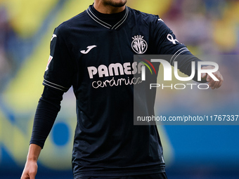 Ilias Akhomach of Villarreal CF looks on during the LaLiga EA Sports match between Villarreal CF and Deportivo Alaves at Estadio de la Ceram...