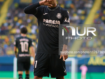 Ilias Akhomach of Villarreal CF celebrates after scoring the team's first goal during the LaLiga EA Sports match between Villarreal CF and D...