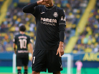 Ilias Akhomach of Villarreal CF celebrates after scoring the team's first goal during the LaLiga EA Sports match between Villarreal CF and D...