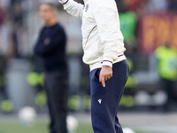 Vincenzo Italiano head coach of Bologna FC gestures during the Serie A Enilive match between AS Roma and Bologna FC at Stadio Olimpico on No...