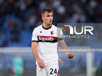 Thijs Dallinga of Bologna FC gestures during the Serie A Enilive match between AS Roma and Bologna FC at Stadio Olimpico on November 10, 202...