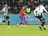 David Miculescu plays during the Superliga match between Universitatea Cluj and FCSB at Cluj Arena in Cluj, Romania, on November 10, 2024. (