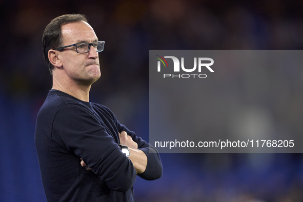 Joseba Etxeberria, Head Coach of SD Eibar, looks on before the LaLiga Hypermotion match between RC Deportivo de La Coruna and SD Eibar at Ab...