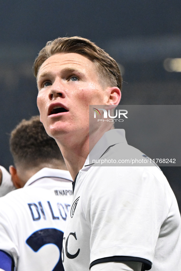 Scott McTominay of SSC Napoli celebrates after a goal during the Italian Serie A football match between Inter FC and SSC Napoli in Milan, It...