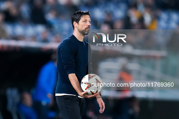 Vitor Bruno head coach of FC Porto gestures during the UEFA Europa League 2024/25 League Phase MD4 match between SS Lazio and FC Porto at St...