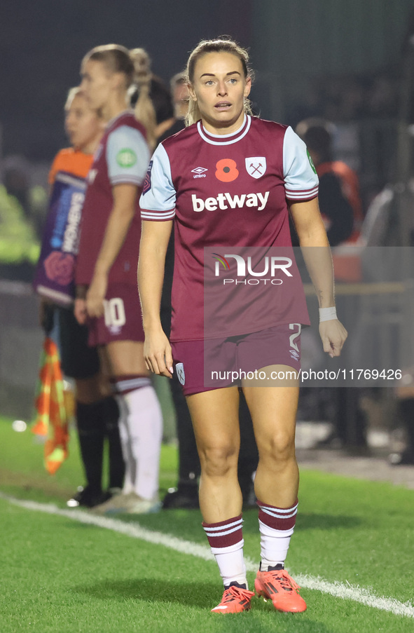 Kirsty Smith of West Ham United WFC plays during the Barclays FA Women's Super League soccer match between West Ham United Women and Leicest...