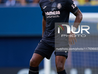 Logan Evans Costa of Villarreal CF is in action during the LaLiga EA Sports match between Villarreal CF and Deportivo Alaves at Estadio de l...