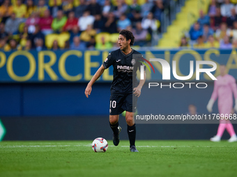 Dani Parejo of Villarreal CF is in action during the LaLiga EA Sports match between Villarreal CF and Deportivo Alaves at Estadio de la Cera...