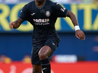 Logan Evans Costa of Villarreal CF is in action during the LaLiga EA Sports match between Villarreal CF and Deportivo Alaves at Estadio de l...