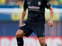 Dani Parejo of Villarreal CF is in action during the LaLiga EA Sports match between Villarreal CF and Deportivo Alaves at Estadio de la Cera...