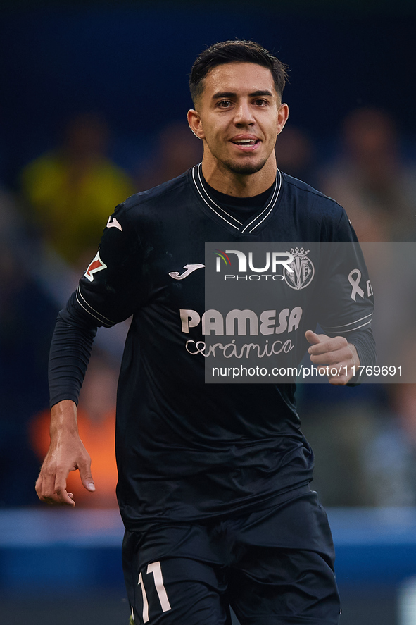 Ilias Akhomach of Villarreal CF celebrates after scoring the team's first goal during the LaLiga EA Sports match between Villarreal CF and D...