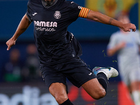 Raul Albiol of Villarreal CF is in action during the LaLiga EA Sports match between Villarreal CF and Deportivo Alaves at Estadio de la Cera...