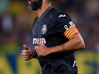 Raul Albiol of Villarreal CF is in action during the LaLiga EA Sports match between Villarreal CF and Deportivo Alaves at Estadio de la Cera...