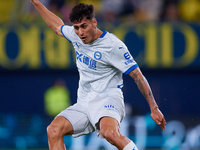 Carlos Martin of Deportivo Alaves plays during the LaLiga EA Sports match between Villarreal CF and Deportivo Alaves at Estadio de la Cerami...