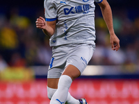 Joan Jordan of Deportivo Alaves plays during the LaLiga EA Sports match between Villarreal CF and Deportivo Alaves at Estadio de la Ceramica...