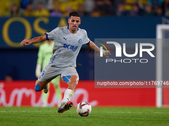 Abdelkabir Abqar of Deportivo Alaves is in action during the LaLiga EA Sports match between Villarreal CF and Deportivo Alaves at Estadio de...