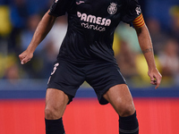 Raul Albiol of Villarreal CF is in action during the LaLiga EA Sports match between Villarreal CF and Deportivo Alaves at Estadio de la Cera...