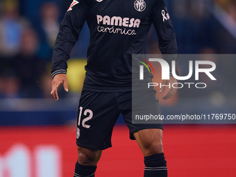 Juan Bernat of Villarreal CF reacts during the LaLiga EA Sports match between Villarreal CF and Deportivo Alaves at Estadio de la Ceramica i...