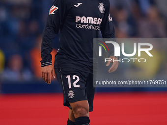 Juan Bernat of Villarreal CF reacts during the LaLiga EA Sports match between Villarreal CF and Deportivo Alaves at Estadio de la Ceramica i...