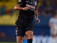 Raul Albiol of Villarreal CF is in action during the LaLiga EA Sports match between Villarreal CF and Deportivo Alaves at Estadio de la Cera...